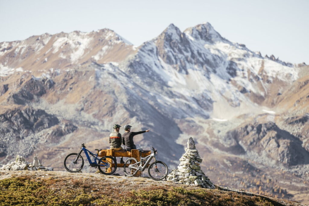 Rauf auf´s Bike und ab in den Mountainbikeurlaub - entdecke die schöne Natur! Foto: Flyer E-Bikes